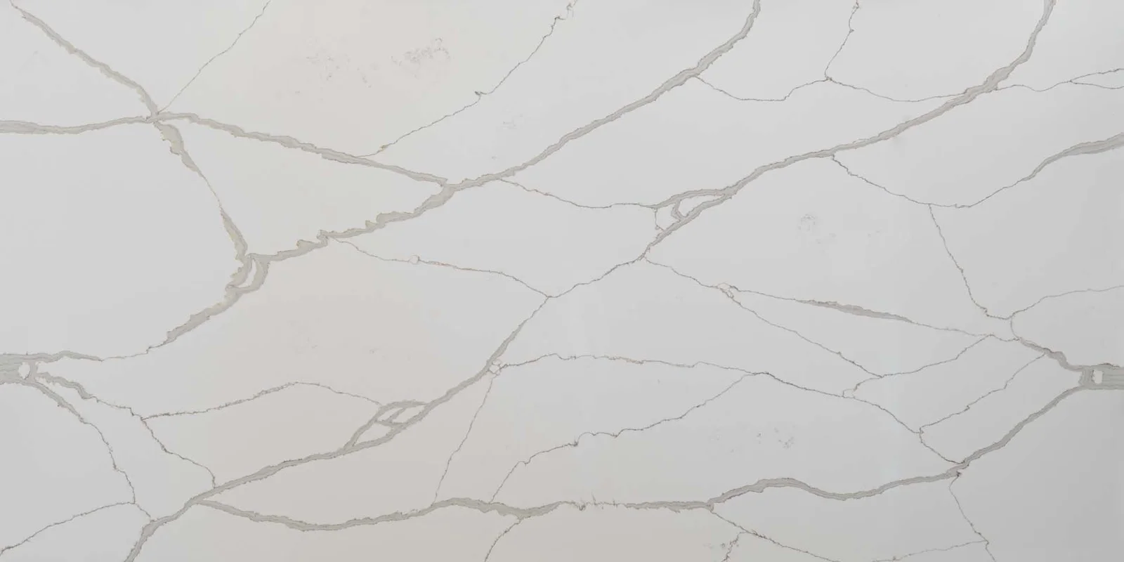 Full slab of Calacatta Lusso CQM426 white quartz from Classic Quartz Stone