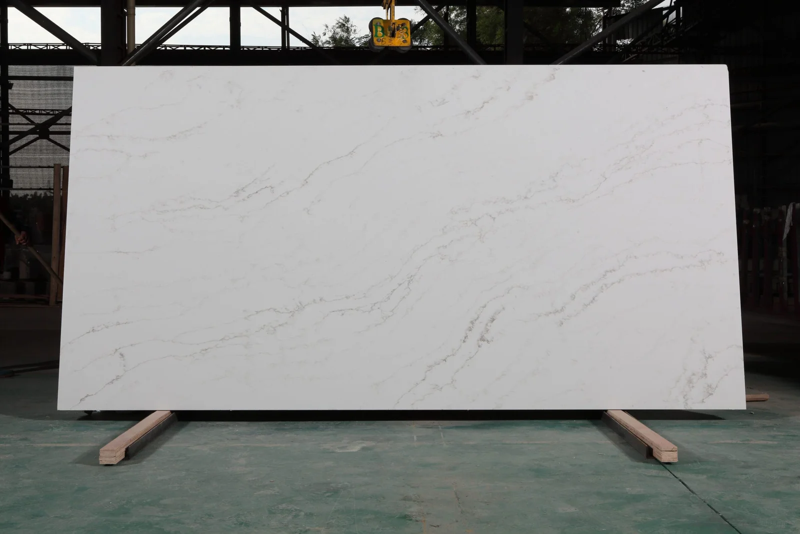 Full slab of Calacatta Milan CQM312 white quartz from Classic Quartz Stone