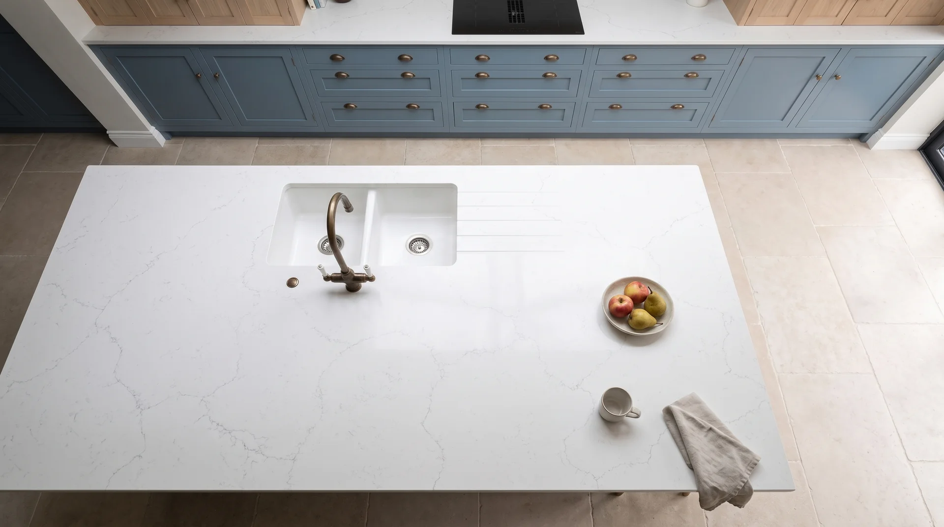Misterio Onyx quartz worktop shown from an overhead kitchen view