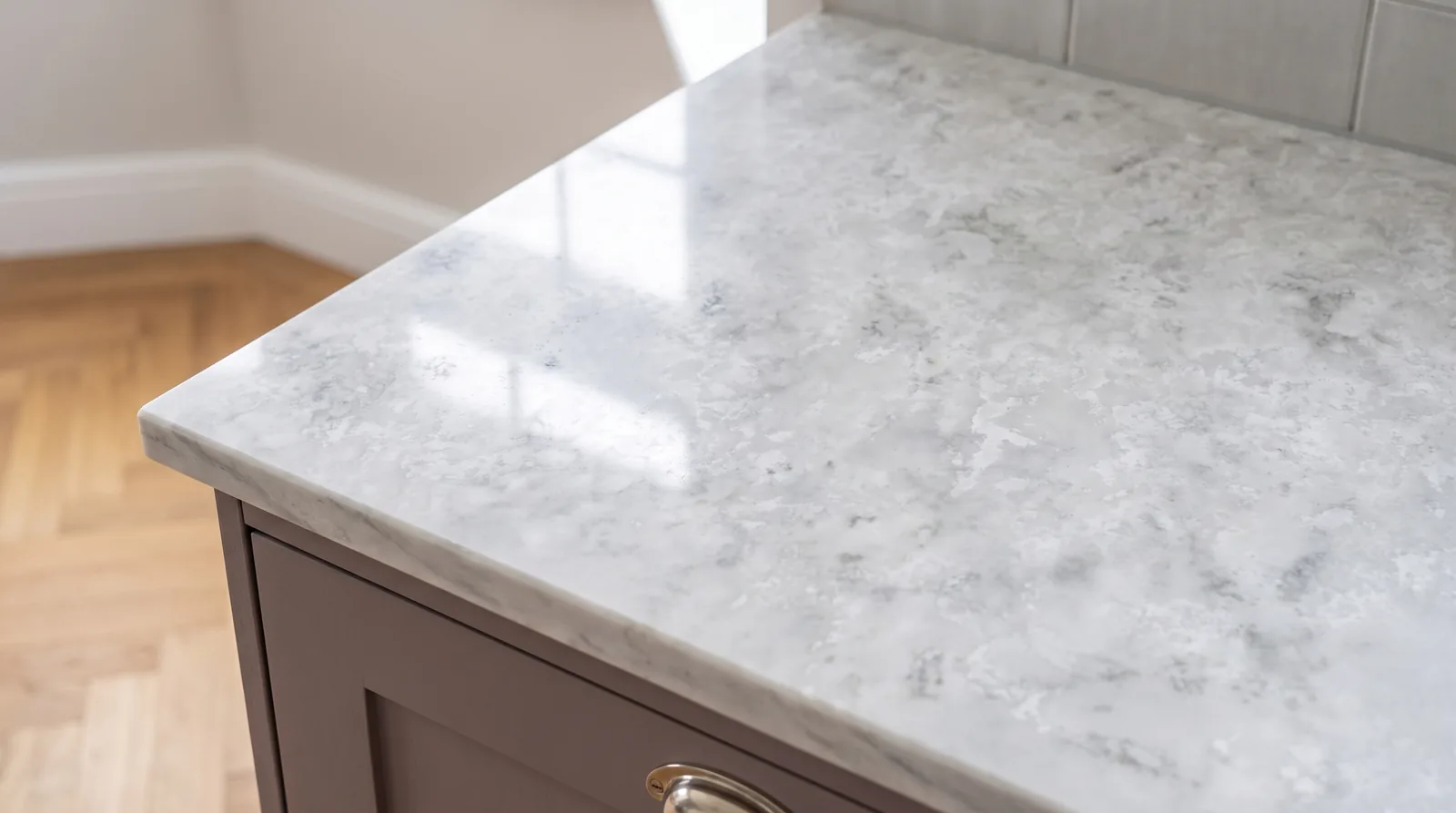 Luna Bianco Polished NobleStone worktop in a close kitchen detail view