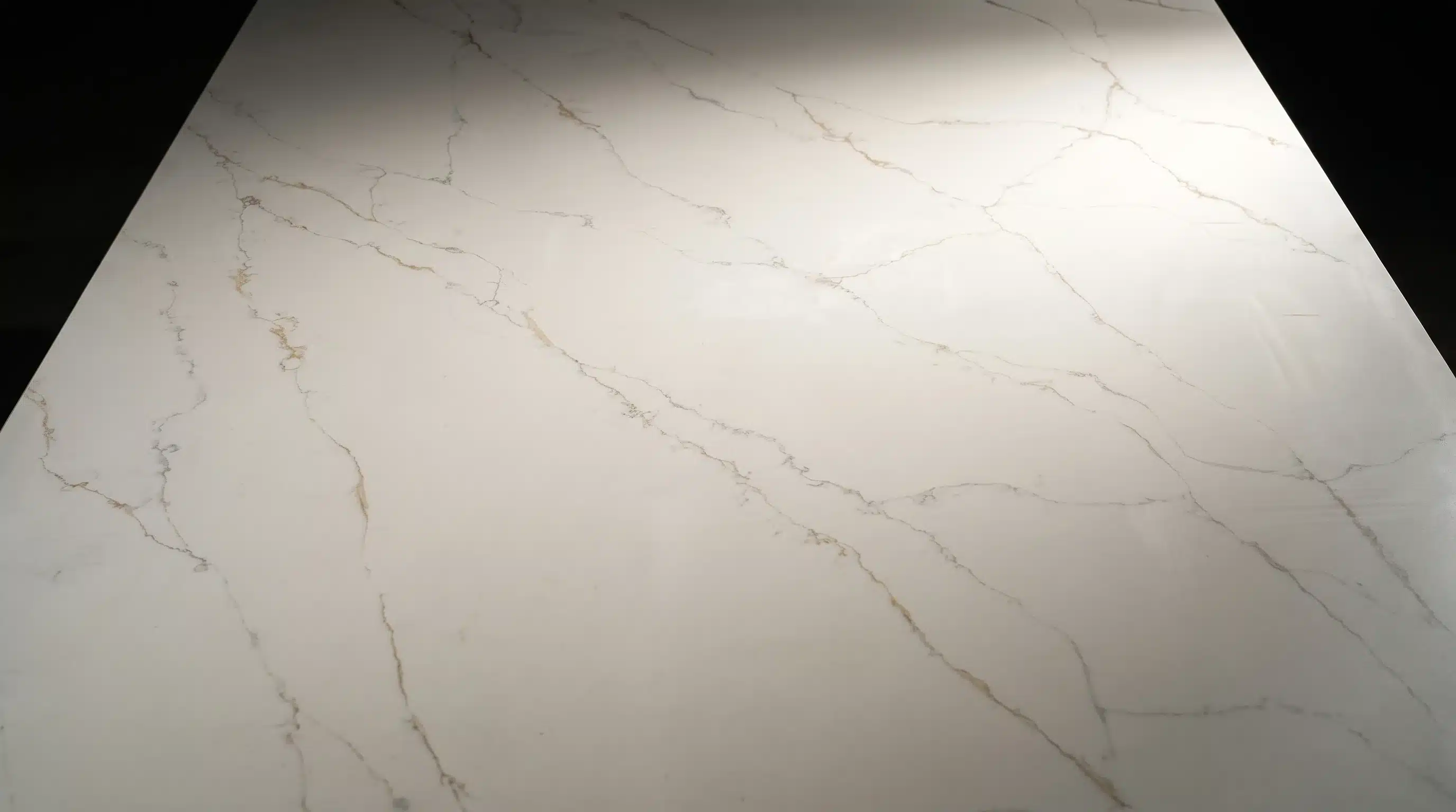 Close-up of Golden Thunder CQC147 quartz worktop surface detail