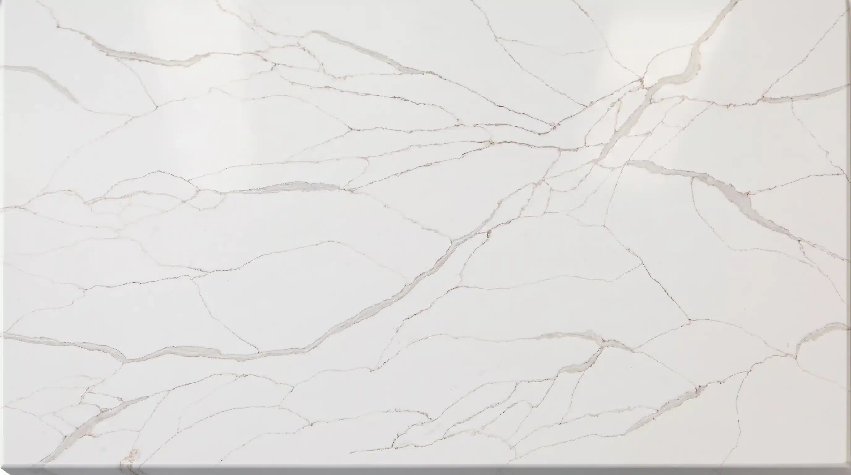 Close-up of Calacatta Vegle CQM317 quartz worktop surface detail